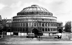 Royal Albert Hall Gallery: The Royal Albert Hall, Kensington, London, early 20th century