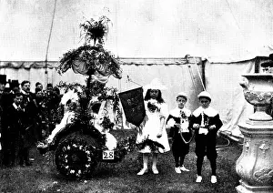 Parade Prints: The Royal Botanic Society's Fete in Regent's Park: the Children's Parade