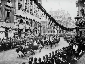 Carriages Prints: Royal Progress, 1911. Creator: Bain News Service