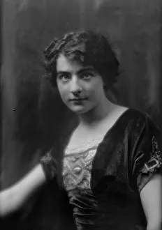 Rubner, Dagmar, Miss, portrait photograph, 1912 Nov. 24. Creator: Arnold Genthe