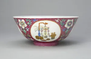 Ruby-Ground Medallion Bowl, Qing dynasty (1644-1911), Daoguang reign (1821-1850)