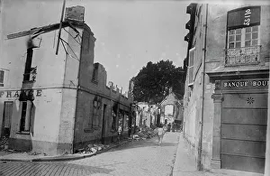 Rue Bellan [i.e. Bellon], Senlis, 1914. Creator: Bain News Service