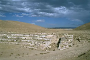 Ruined corbelled arch of an aqueduct, Jerwan, Iraq, 1977