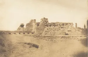 Ruines de la Salle Hypostyle du Palais de Karnac - Vue prise du Sud-Ouest, 1849-50 Ruines de la Salle Hypostyle du Palais de Karnac - Vue prise du Sud-Ouest, 1849-50