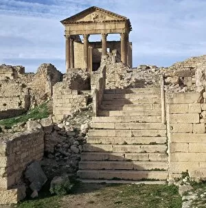Bajah Collection: Ruins of the Roman city of Thugga, 6th century BC