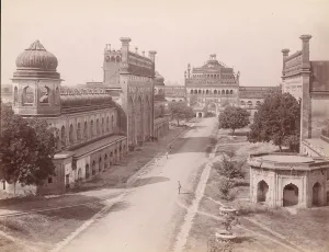 Lucknow Prints: Rumi Darwaza and gateway of the Bara Imambara (left) with jawab (Facsimilie Gatewa