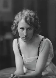 Focused Prints: Rummel, William Morse, Mrs. portrait photograph, 1917 May 9. Creator: Arnold Genthe
