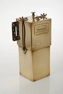 Automibilia Gallery: Rushmoor Acetylene gas generator circa 1912. Creator: Unknown
