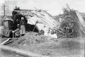 Makeshift Prints: Russian Poles in war zone, between c1914 and c1915. Creator: Bain News Service