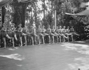 Miss Ruth St Denis Prints: Ruth St. Denis dancers, between 1910 and 1935. Creator: Arnold Genthe