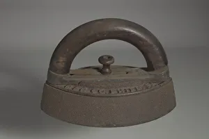 Ironing Prints: Sad iron owned by members of the Ellis family, after 1870