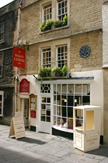 Baking Gallery: Sally Lunns House, Bath, Avon