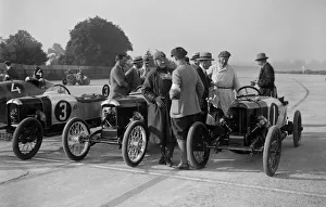 Frazer Nash Prints: Salmson and two GNs, JCC 200 Mile Race, Brooklands, 1922. Artist: Bill Brunell