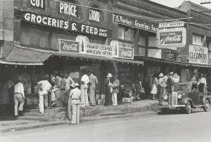 Grocers Prints: Saturday afternoon- San Augustine, Texas, 1939. Creator: Russell Lee