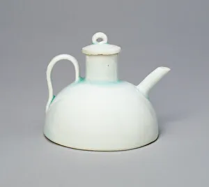 Saucepot, Southern Song (1127-1279) or Yuan dynasty (1279-1368), 13th/14th century Saucepot, Southern Song (1127-1279) or Yuan dynasty (1279-1368), 13th/14th century