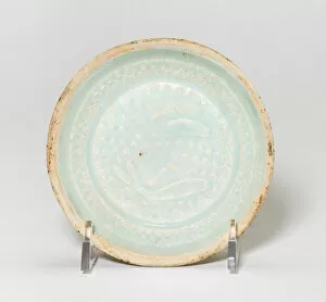 Molded Collection: Saucer-Shaped Dish with Fish, Song dynasty (960-1279). Creator: Unknown