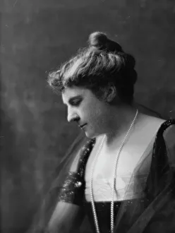 Sayles, F.A. Mrs. portrait photograph, 1917 May 18. Creator: Arnold Genthe