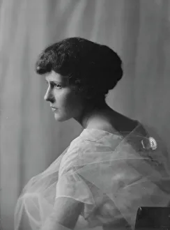 Scheld, Miss, portrait photograph, 1915. Creator: Arnold Genthe