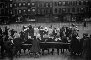 Playground Prints: School children's Thanksgiving Games, 11/27/11, 1911. Creator: Bain News Service