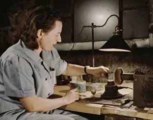 Work Table Gallery: Formerly a sculptress and designer of tiles, Dorothy Cole converted... Glenview, Ill. 1942