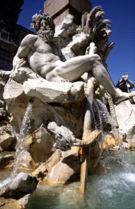 Images Dated 9th May 2007: Detail of one of the Sculptures in the fountain dei quatro fiumi or Fountain of