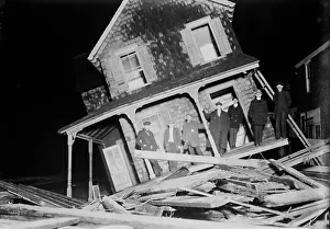 Porch Prints: Seabright - Wrecked cottage, 1914. Creator: Bain News Service