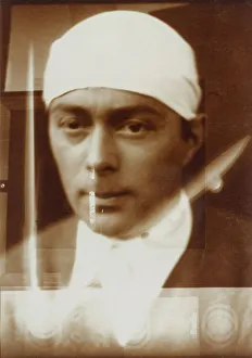 Lissitzky Prints: Self-Portrait, 1924-1925. Creator: Lissitzky, El (1890-1941)
