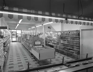 Barnsley Prints: Self service shopping, Carlines store, Goldthorpe, South Yorshire, 1961 Artist: Michael