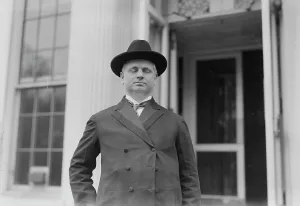 Senator Prints: Senator Thomas Gore, between c1910 and c1915. Creator: Bain News Service
