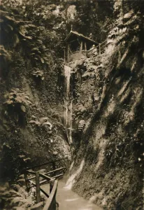 Shanklin Prints: Shanklin Chine, I. W. c1920. Creator: Unknown