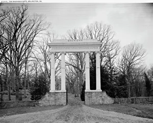 General Sheridan Prints: The Sheridan Gate, Arlington, Va. between 1900 and 1920. Creator: Unknown