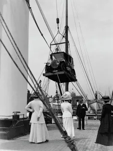 Lowering Prints: Shipping a car onto the Queen, 1909