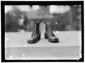 Ankle Boots Prints: Shoes, between 1909 and 1914. Creator: Harris & Ewing