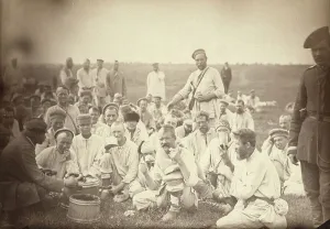 Criminals Prints: Siberian convicts taking lunch by the roadside (common criminals)