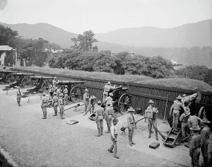 Siege battery drill, fixing sights, West Point, N.Y. c1905. Creator: Unknown