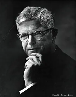 Pensive Prints: Sir Frank Macfarlane Burnet. Creator: Faingold, Denver