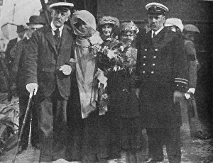 Wheeler Gallery: Sir Squire Bancroft and Madame Sarah Bernhardt, c1925