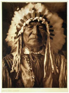 Aged Prints: Sitting Bear - Arikara, 1908. Artist: John Andrew & Son