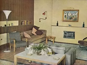 Bookshelf Collection: Sitting room designed by Sege Chermayeff, c1941. Artist: Serge Chermayeff