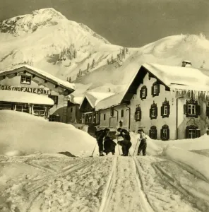 Hotel Prints: Skiers at Stuben am Arlberg, Vorarlberg, Austria, c1935. Creator: Unknown