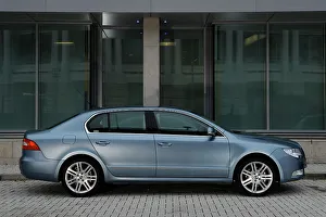 Skoda SUPERB 2008. Artist: Simon Clay