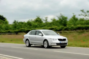 Skoda SUPERB 2008. Artist: Simon Clay