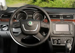 Skoda SUPERB 2008. Artist: Simon Clay