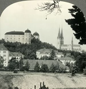 Fortifications Collection: The Slott and Cathedral, a Striking Skyline View of the University Town of Upsala