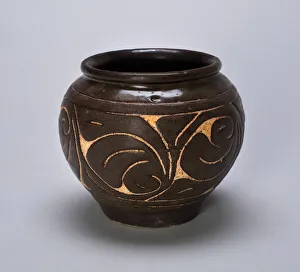 Globular Prints: Small Globular Jar with Rolled Lip and Stylized Leaves, Jin dynasty (1115-1234)
