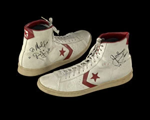 Celebrities Gallery: Sneakers worn by Julius 'Dr. J'Erving and inscribed to Doc Stanley, ca. 1981