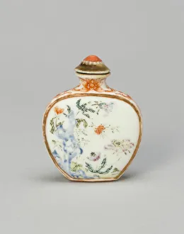 Snuff Bottle with Flowers and Rockwork, Qing dynasty (1644-1911), Jiaqing reign