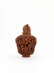 Intricately Prints: Snuff bottle with lid, 18th century. Creator: Unknown