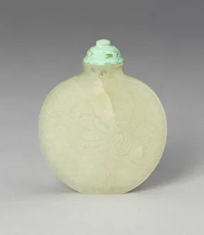 Moghul Collection: Snuff Bottle with Tied Ribbons, Late 18th century. Creator: Unknown