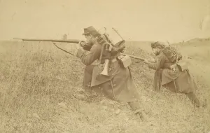 Comradship Gallery: Soldier with Rifle and Bugle, 1880s-90s. Creator: Unknown